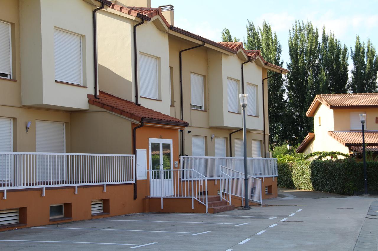 Rivera Del Tiron Apartamentos Cuzcurrita-Río Tirón Buitenkant foto